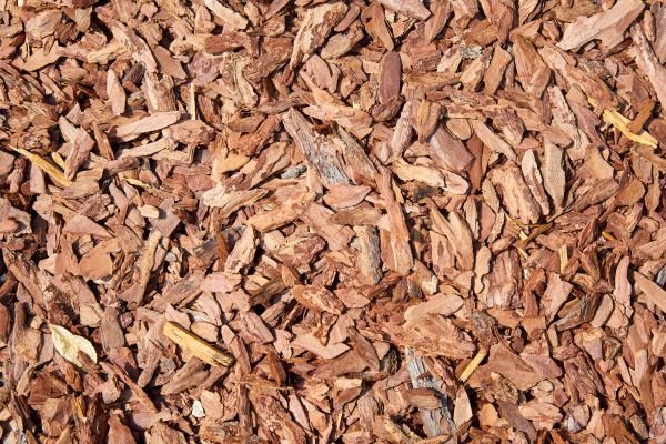 Pine Mulch Spreading in Franklin