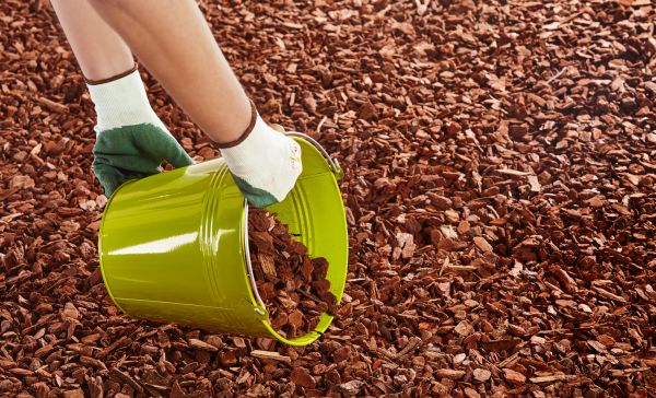 Wood Chip Landscaping in Franklin